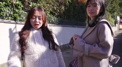 EBWH-233 「彼女のお姉ちゃんだから浮気にならないよ」彼女と3人での温泉旅行中に母性全開の巨乳見せつけ誘惑!彼女の目の前で逆NTRされてしまったボク 柏木ふみか