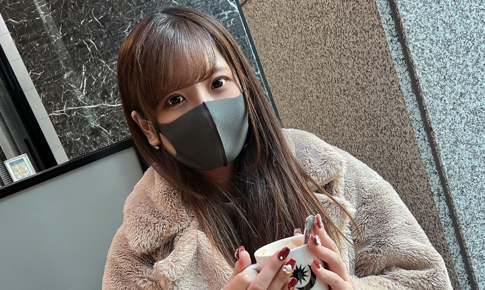 说实话,她很美! ! !一个50多岁的老男人出汗强奸了一个50多岁的老男人,他把打工费花在了他最喜欢的偶像身上,