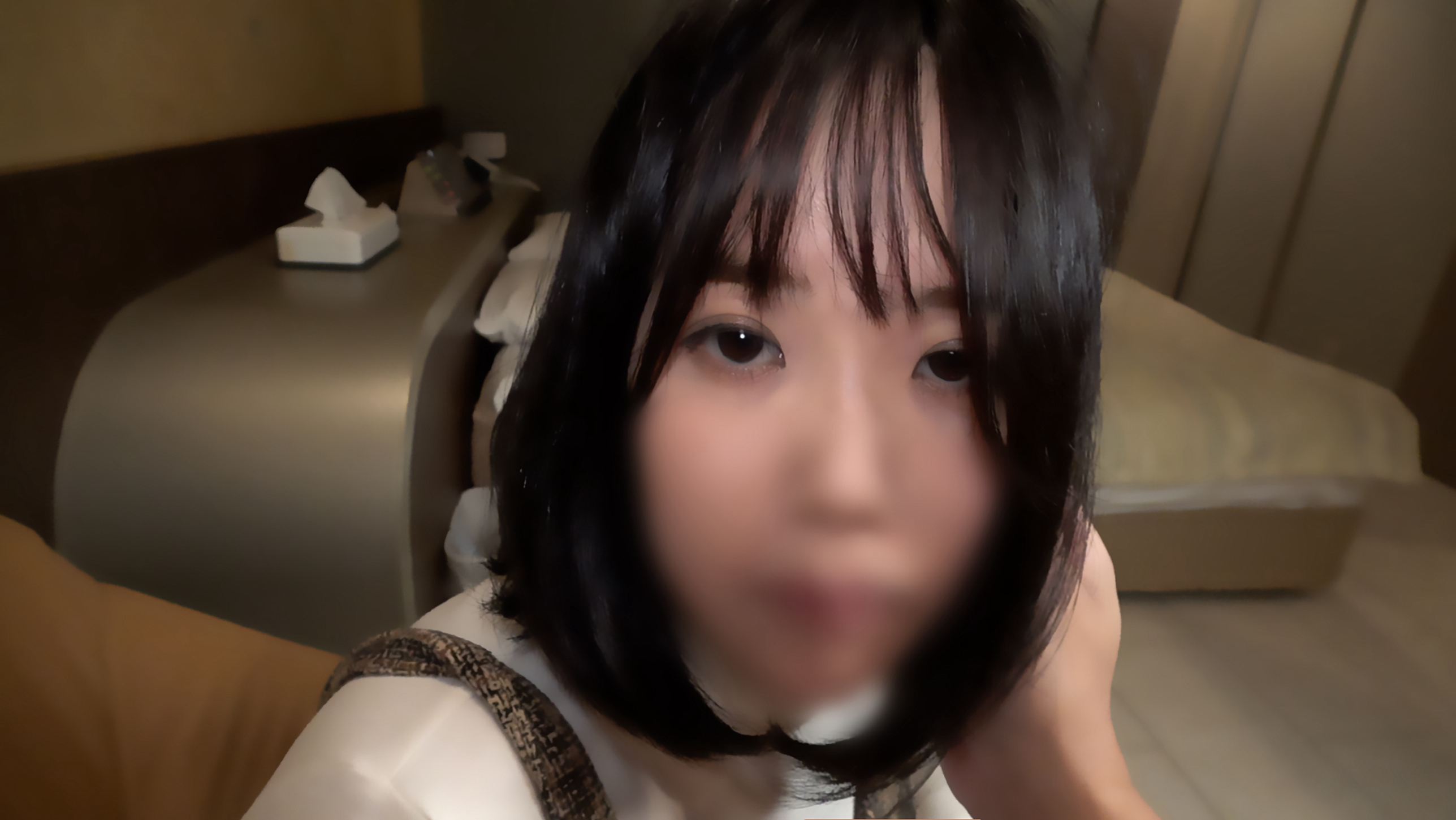 【露脸】温柔地对待因丑陋而陷入疑心暗鬼的婷斯巨乳女子,试着让她做了梦的w生中出2次!!