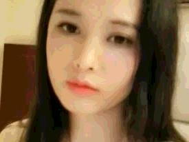 -国产比女人还美的TS人妖米兰独自一人在酒店寂寞的撸射,说自己喜欢吃大JB