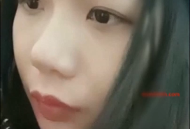 文艺范气质美女大尺度抠逼自慰,浴室洗澡,