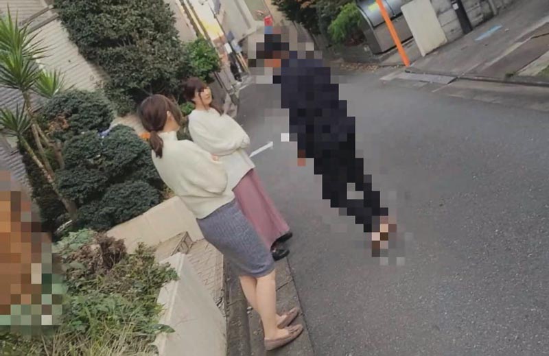 【个人】渣男不仅会交出姐姐,还会轻易交出亲人。熟女的身体毫无年龄的光滑,和姐姐一样白皙漂亮的皮肤。