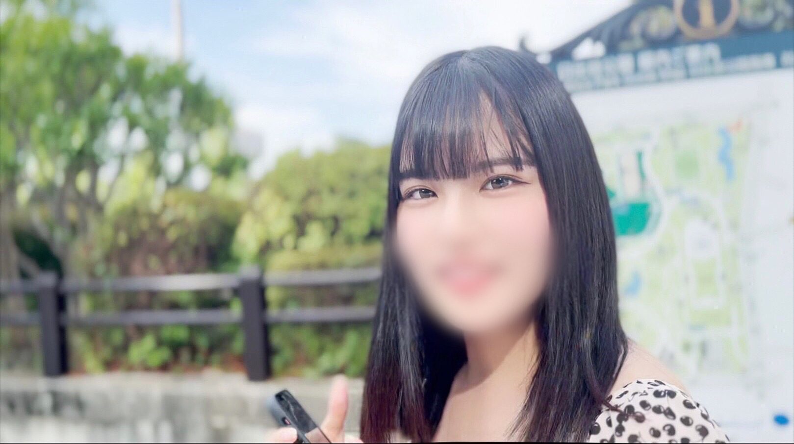 「初拍」「完全出镜」清纯校园黑发女大学生!对于在镜头前感到尴尬的样子,我感到非常兴奋!强烈的活塞末端是大-cd2