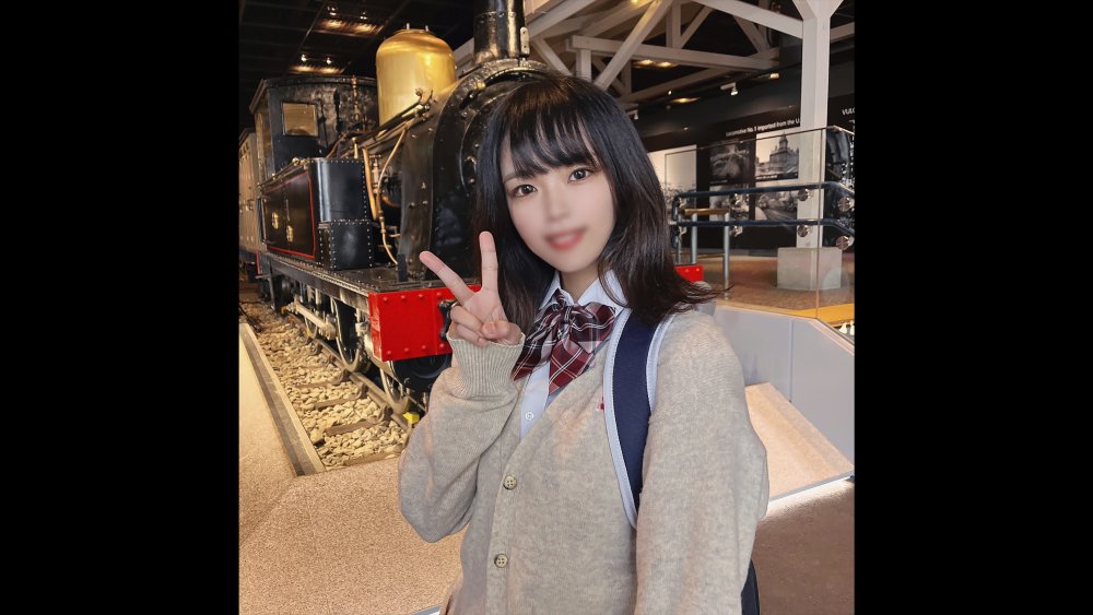初次摄影·露脸!!某个寂寞的对将来感到不安的青春期的可爱的女子〇生···一边对禁断的关系感到背德感一边没有橡胶连