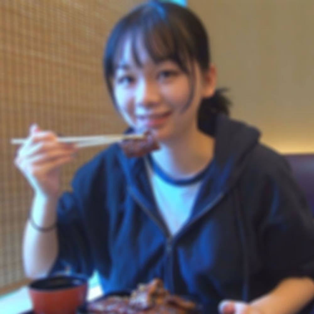 本以为会是悲伤的展开,没想到却是个浑身痉挛的18岁女大学生。-cd2
