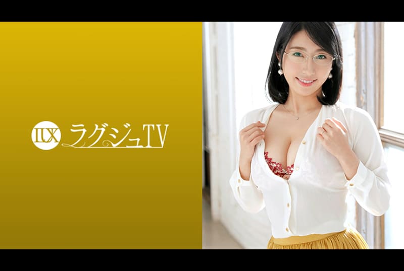 259LUXU-1222 セックスレスから刺激に飢えた人妻教員!清楚で真面目そうな印象は仮の姿…スイッチが入った途端一気にドスケベなオンナに豹変!