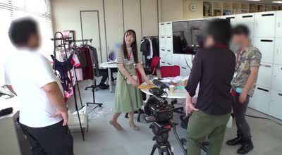 SODS-012 SOD女子社員 接写&局部アップ濃厚SEX会議300分 モザイクギリギリを目指してワギナグイ込み生着替えさセクハラ 5名議事録