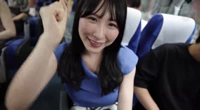 JUR-031 マドンナALL専属バスツアー2025 極上の美女を1人占めするのは僕だ!!夢のハーレムを掴み取れ!!総勢37名の大乱交SPECIAL!!前編
